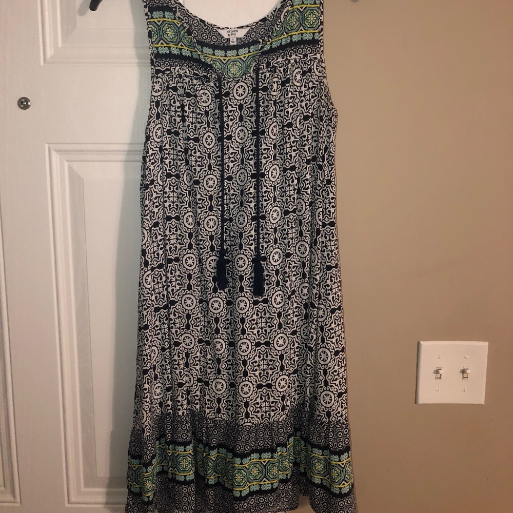 Crown & Ivy Dress S